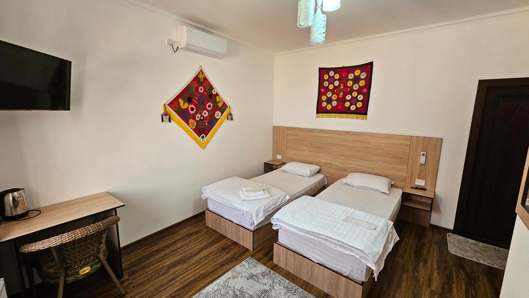 Hotel Mehribon Samarkand Exterior photo